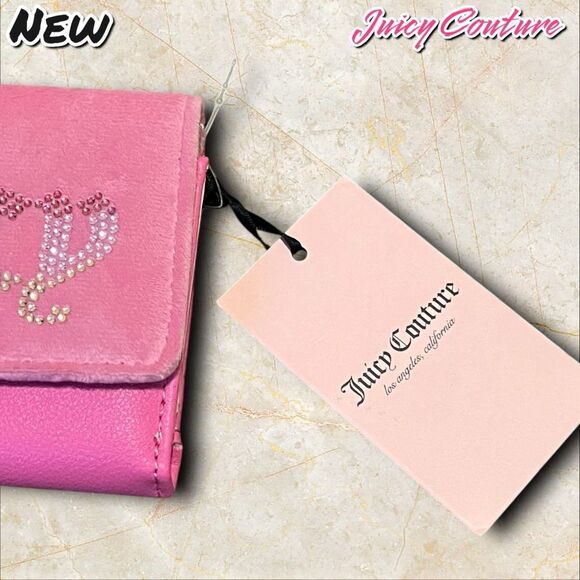 New NWT Juicy Couture “Juicy” Pink Velour & Faux Leather Trifold Wallet - Picture 2 of 6
